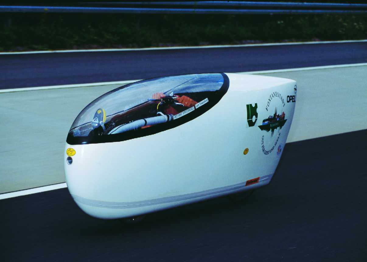 lars.jpg (47326 bytes)